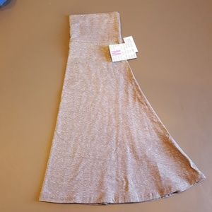 NWT M Oatmeal gray LuLaRoe Azure skirt